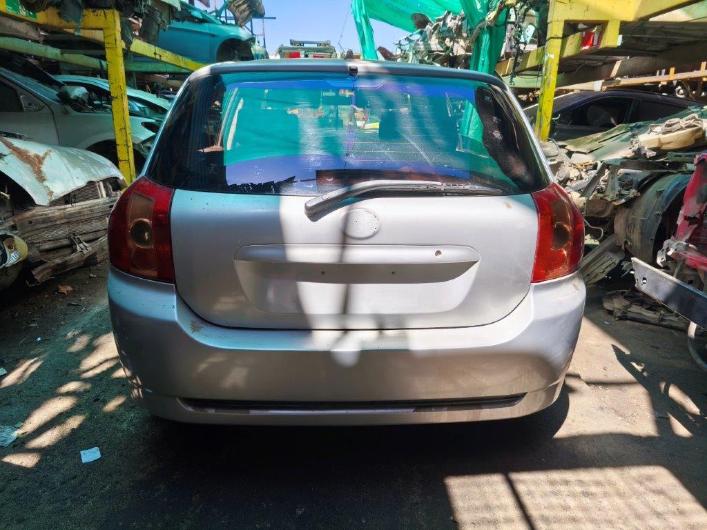  Toyota COROLLA SPORT 2004    EN DESARME